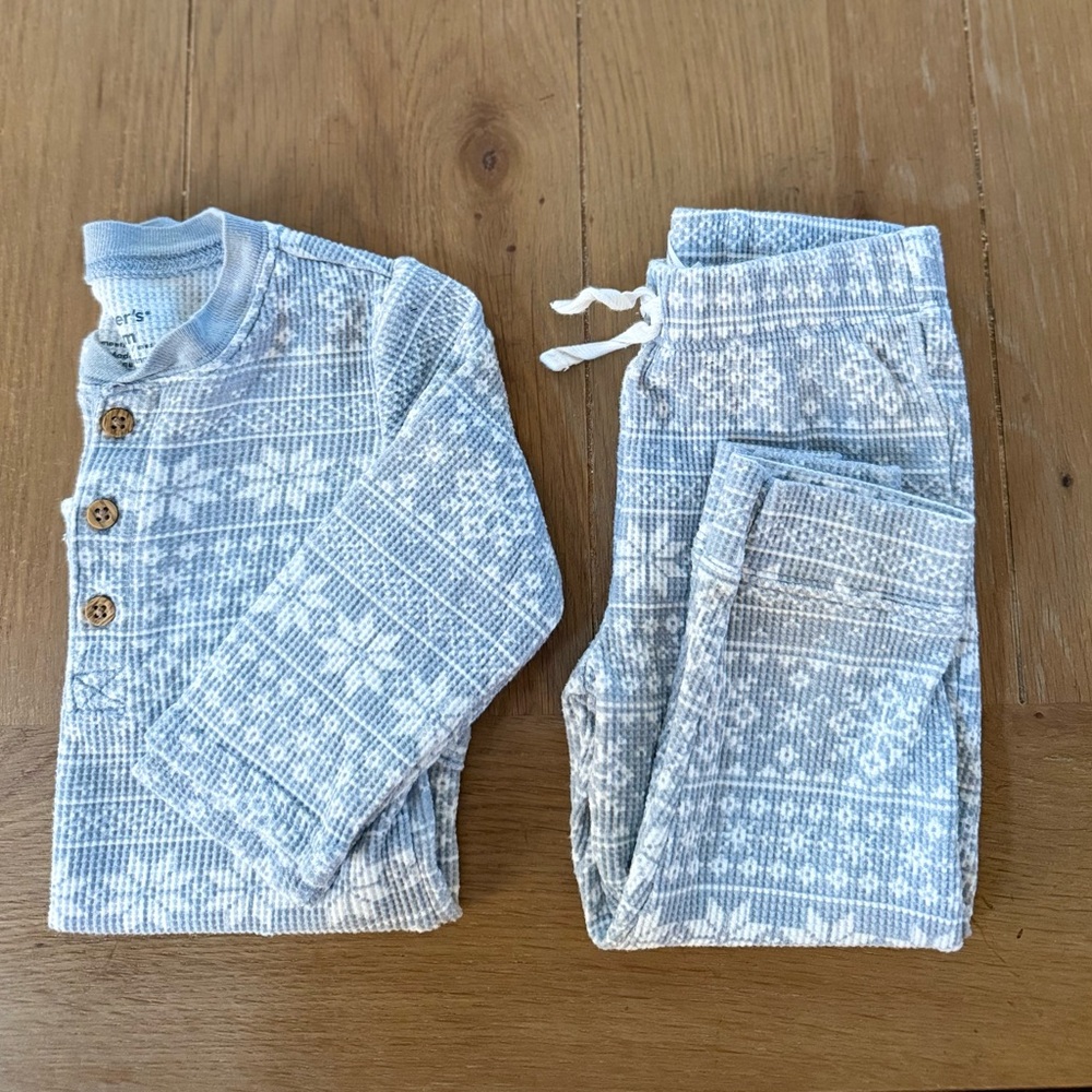 Carter’s Snowflake Waffle Knit Pajama Set